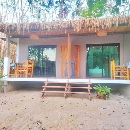 Phurin Thara Resort Koh Lanta Exterior photo
