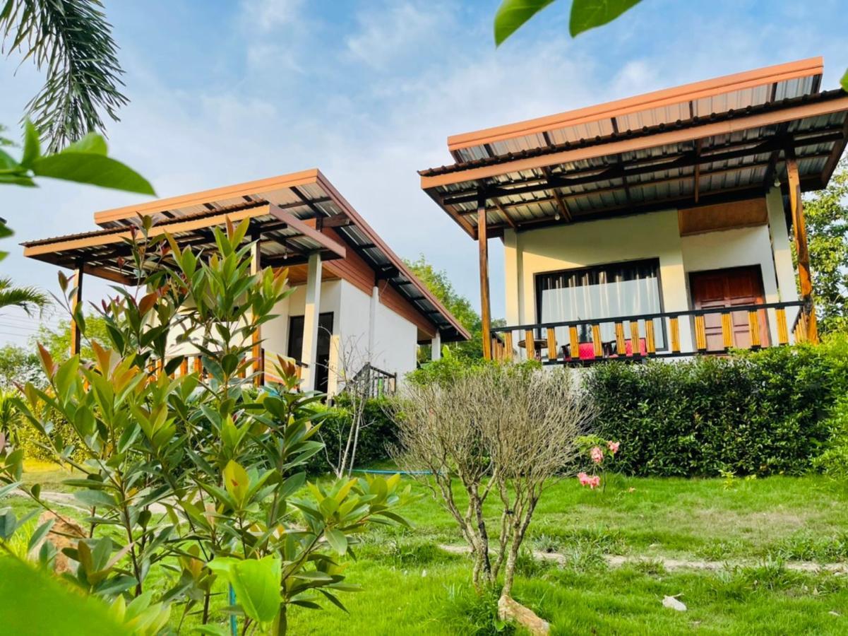 Phurin Thara Resort Koh Lanta Exterior photo